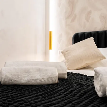 Centocinque Aparthouse - Luxe Апартаменты *