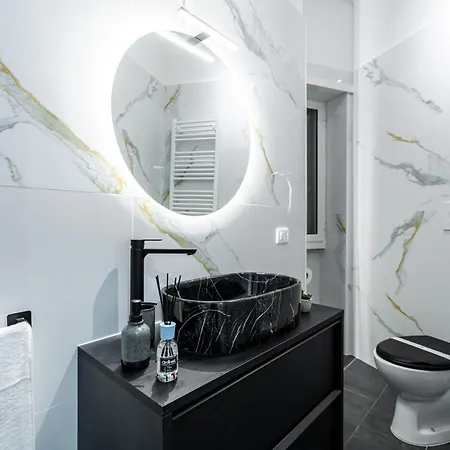 Centocinque Aparthouse - Luxe Rome